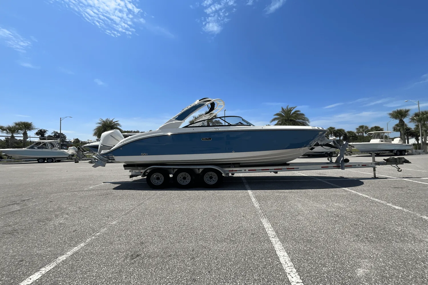 2025 Sea Ray SDX 270 Outboard Image Thumbnail #21