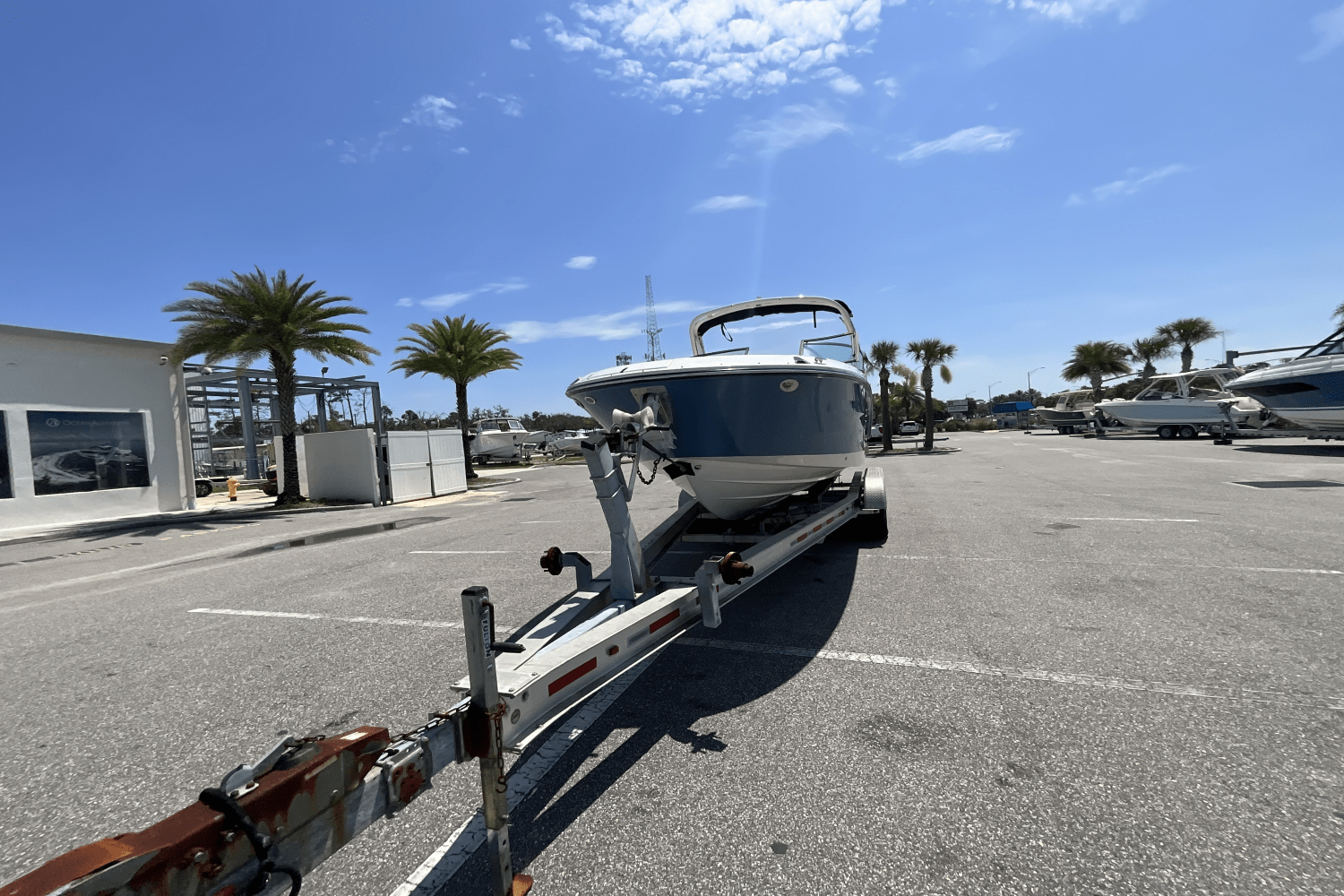 2025 Sea Ray SDX 270 Outboard Image Thumbnail #3