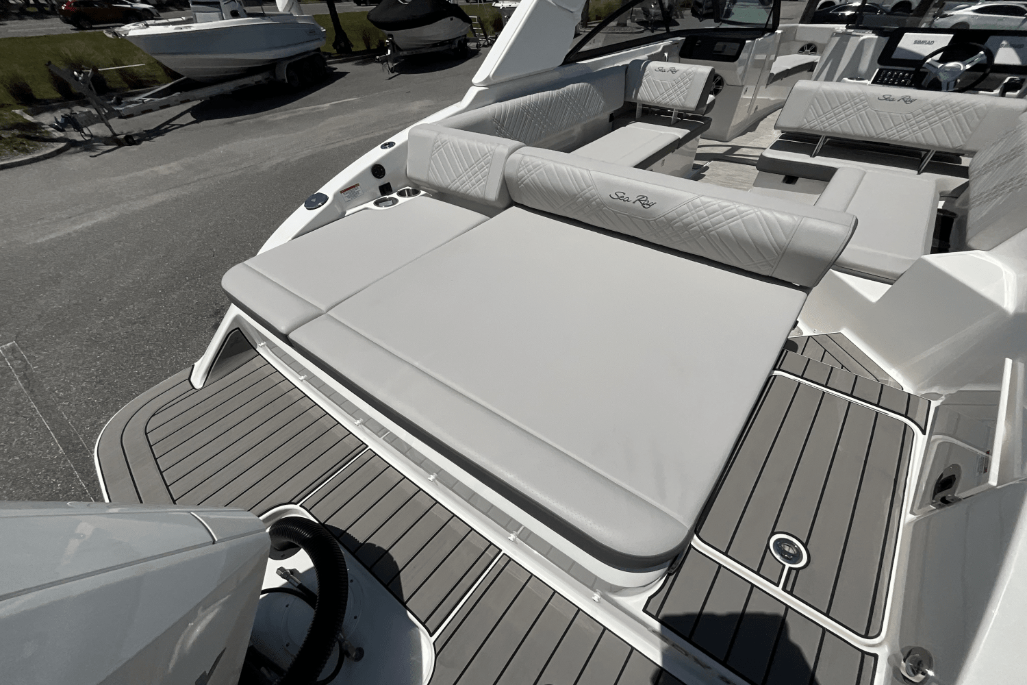 2025 Sea Ray SDX 270 Outboard Image Thumbnail #48
