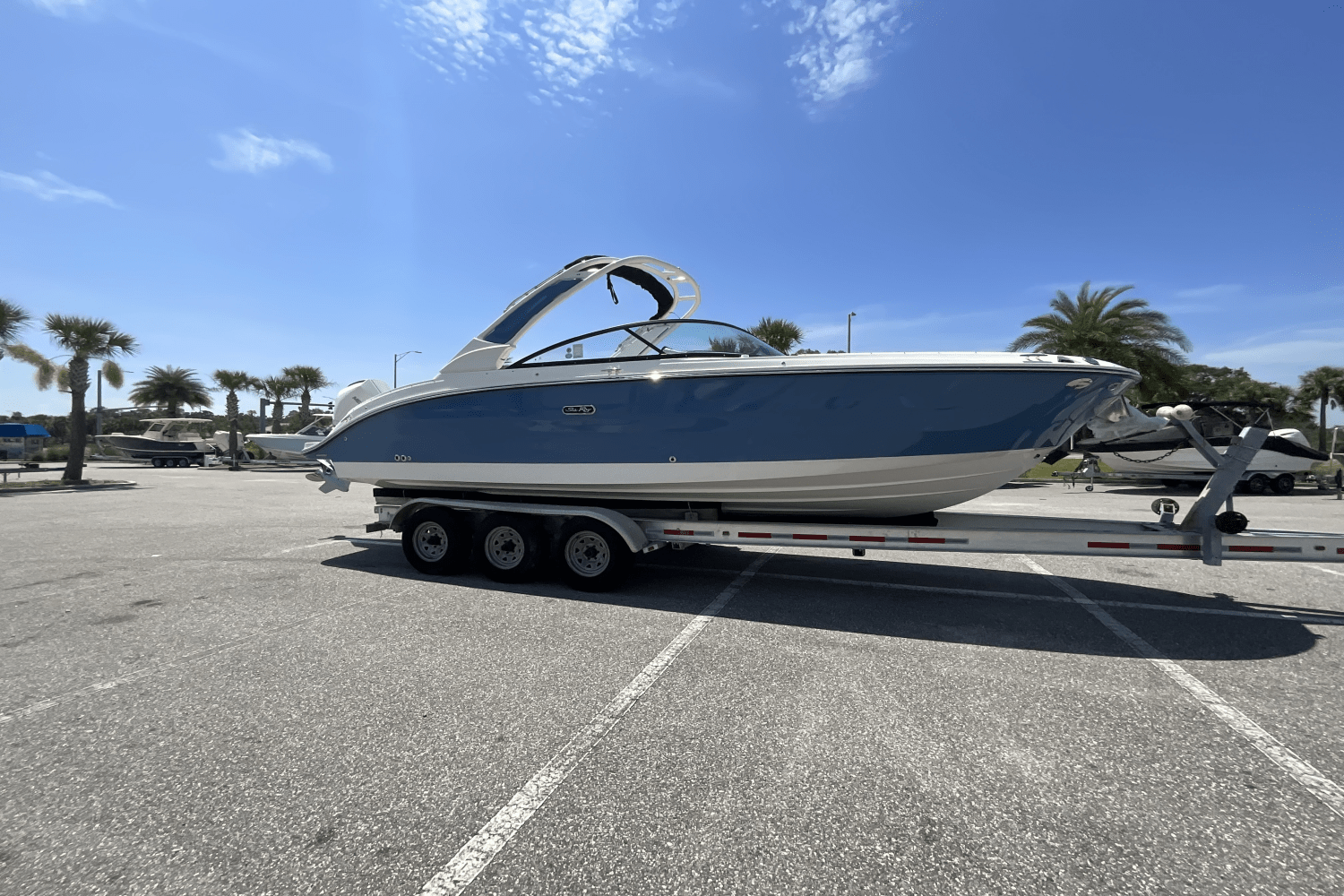 2025 Sea Ray SDX 270 Outboard Image Thumbnail #16