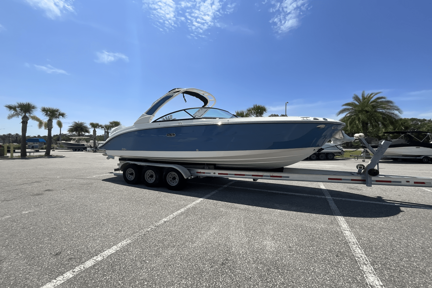 2025 Sea Ray SDX 270 Outboard Image Thumbnail #6