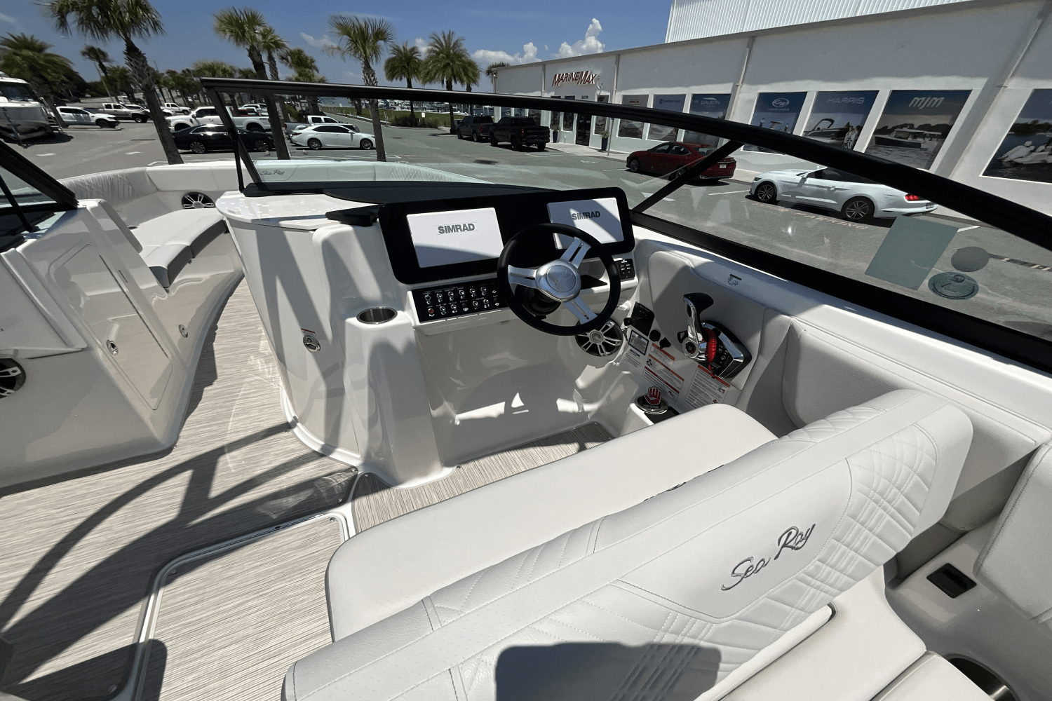 2025 Sea Ray SDX 270 Outboard Image Thumbnail #44