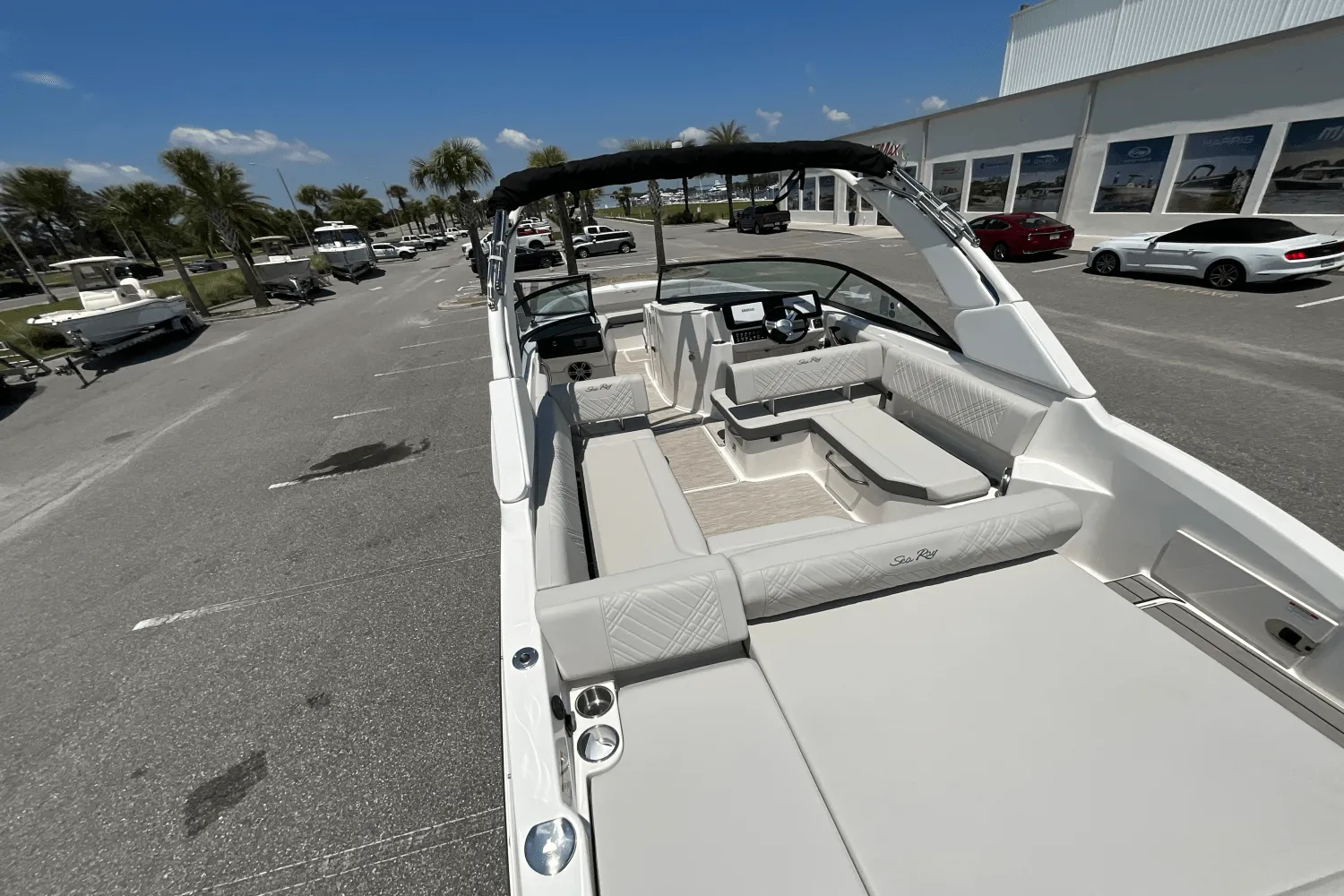 2025 Sea Ray SDX 270 Outboard Image Thumbnail #15