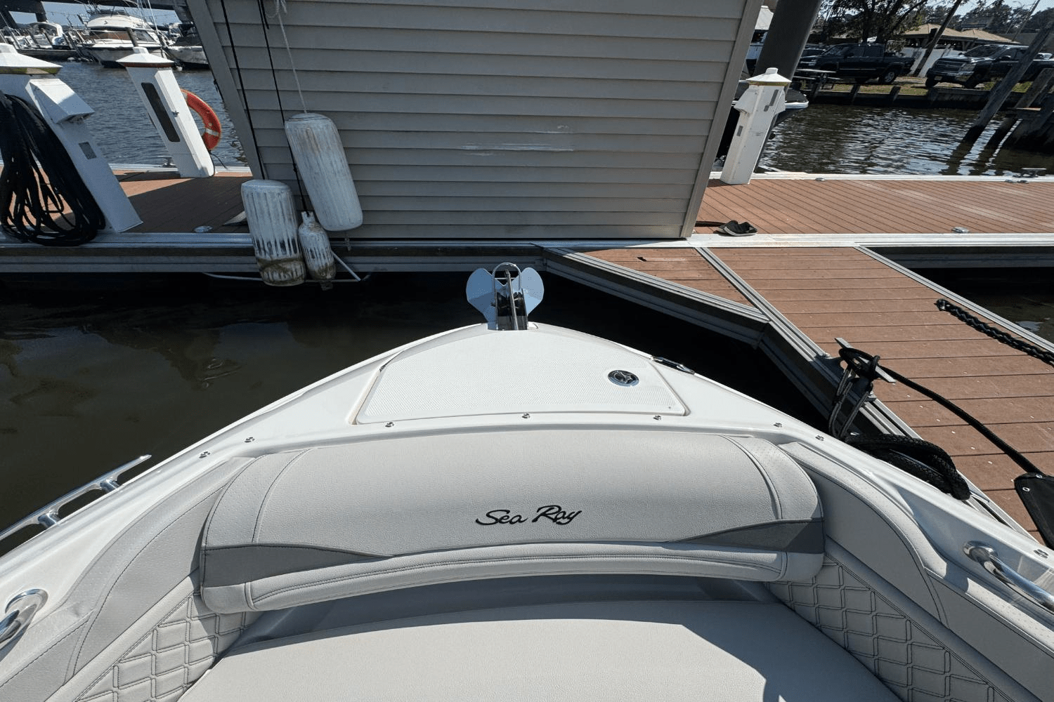 2025 Sea Ray SLX 260 Outboard Image Thumbnail #24