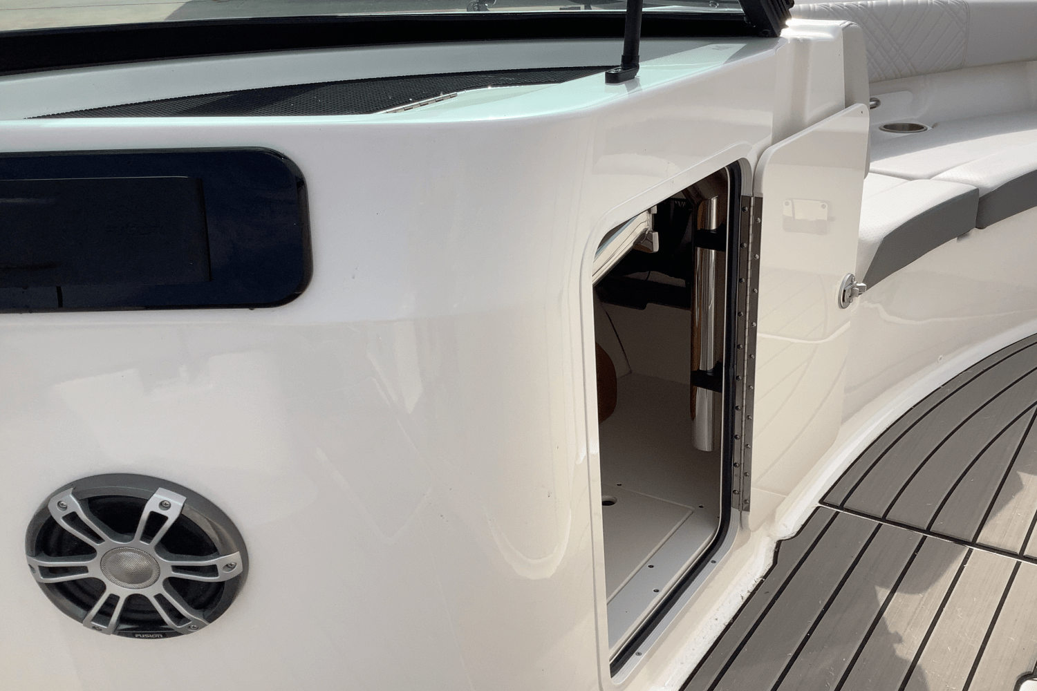 2025 Sea Ray 250 SDX Image Thumbnail #26