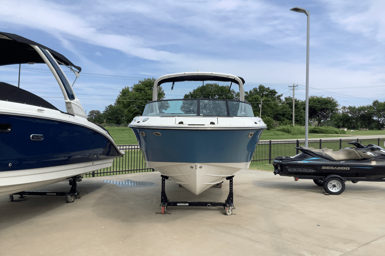 2025 Sea Ray 250 SDX Image Thumbnail #2