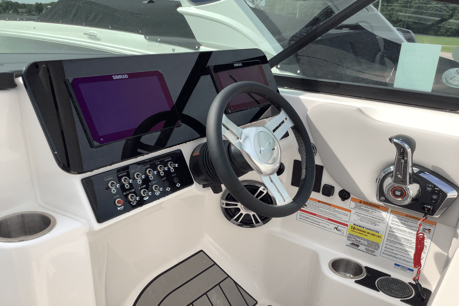 2025 Sea Ray 250 SDX Image Thumbnail #21