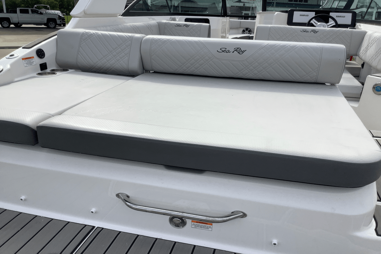 2025 Sea Ray 250 SDX Image Thumbnail #8