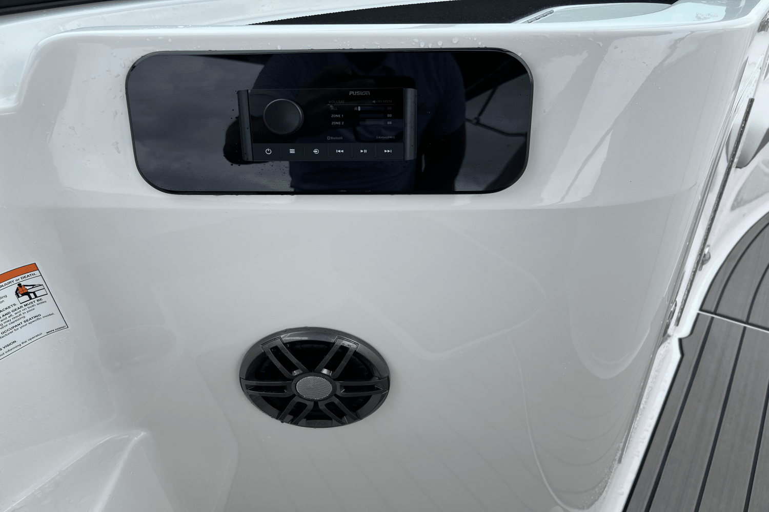 2025 Sea Ray SDX 250 Outboard Image Thumbnail #18