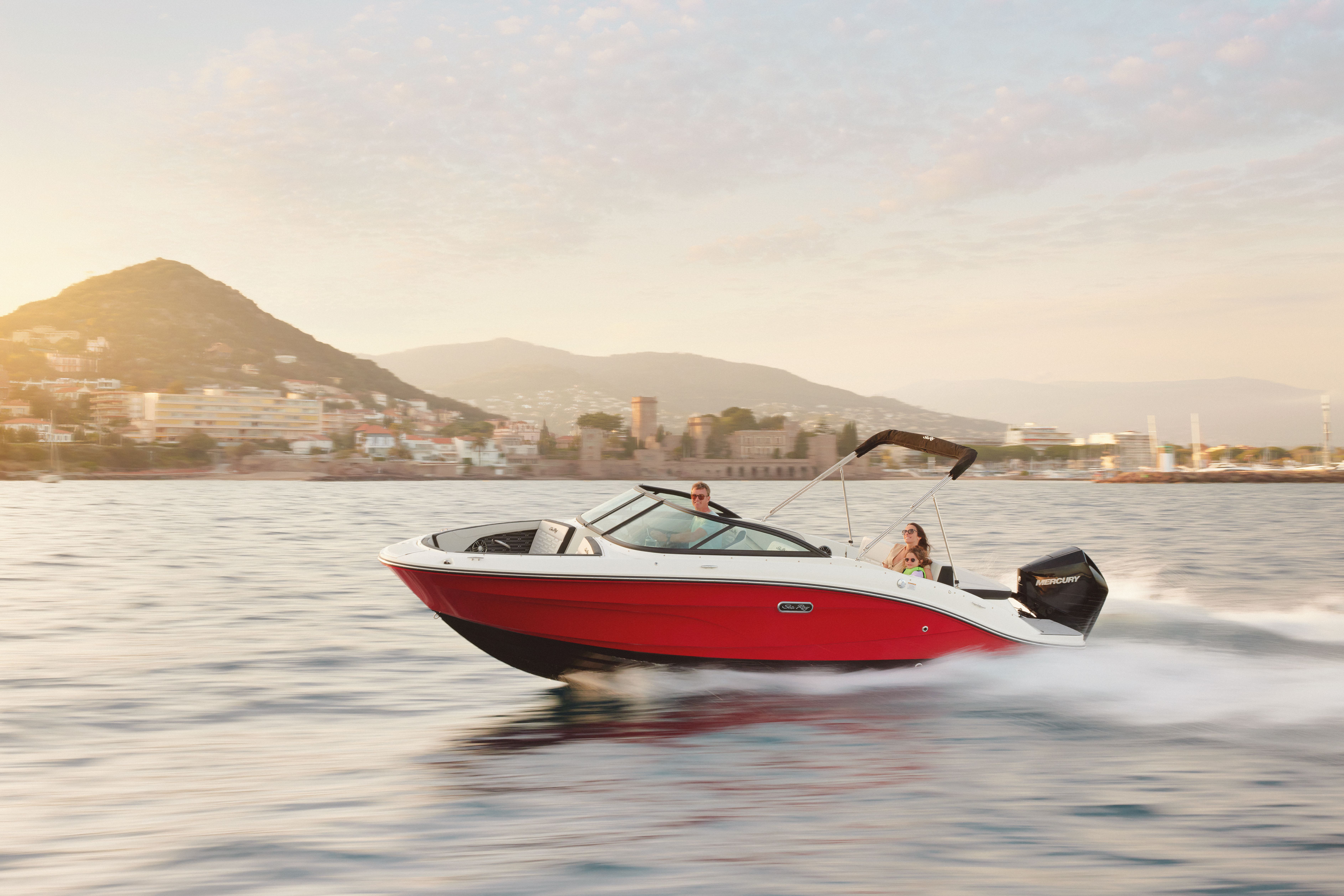 2025 Sea Ray SPX 210 Image Thumbnail #0