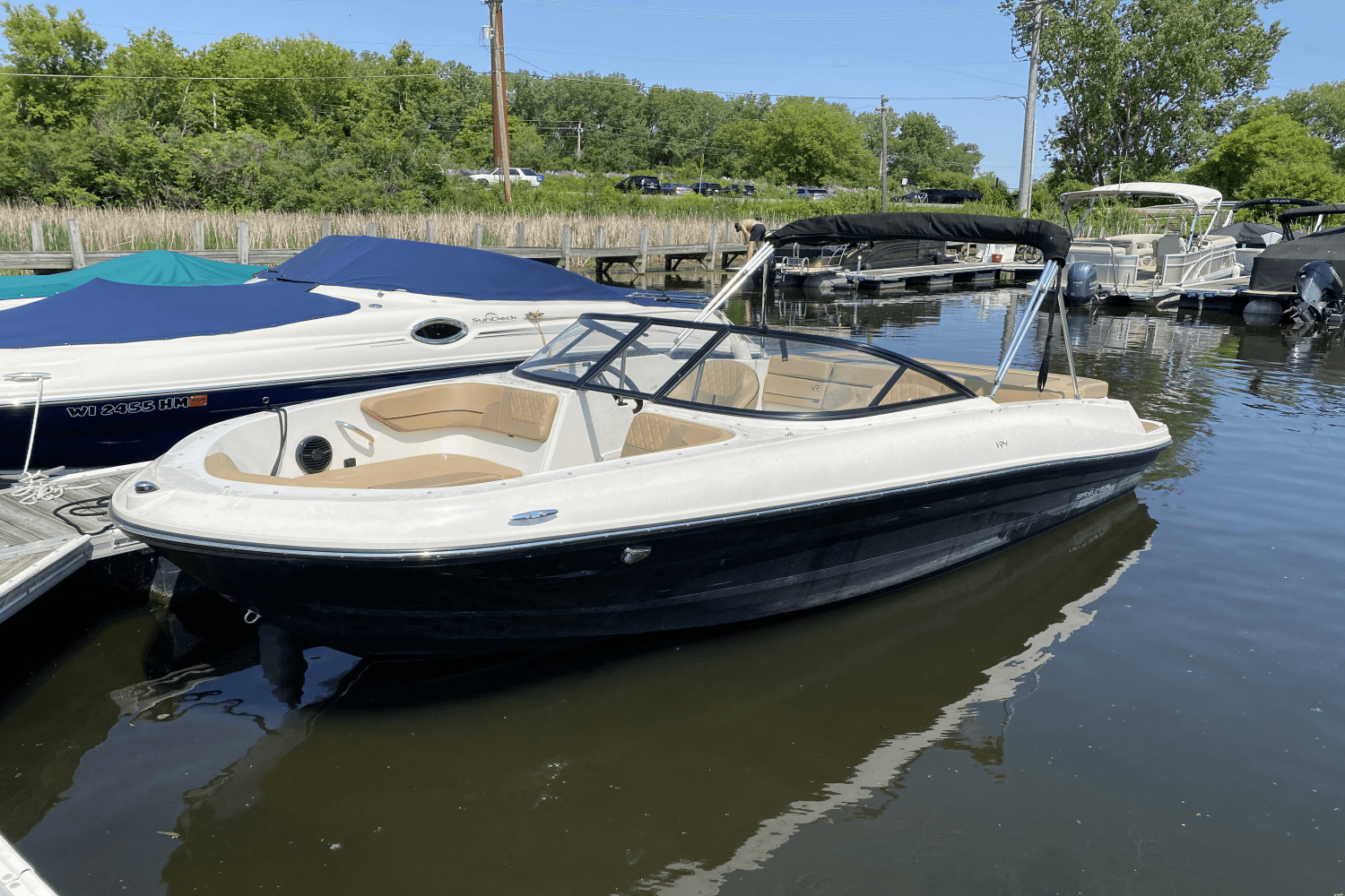 2022 Bayliner VR4 Bowrider I/O Image Thumbnail #0