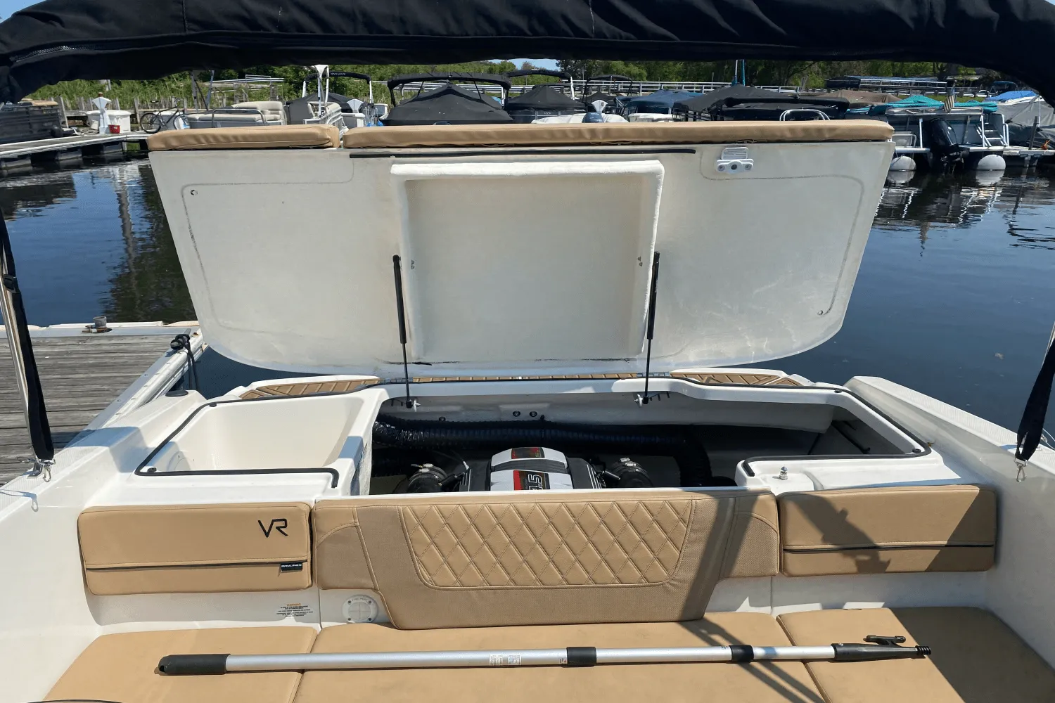 2022 Bayliner VR4 Bowrider I/O Image Thumbnail #22