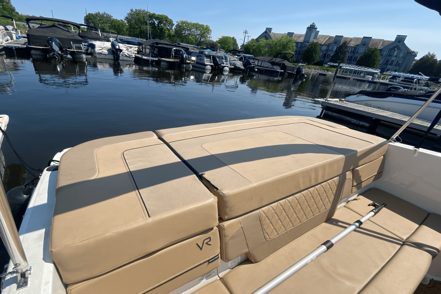 2022 Bayliner VR4 Bowrider I/O Image Thumbnail #25