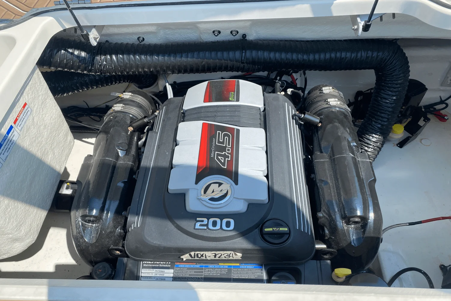 2022 Bayliner VR4 Bowrider I/O Image Thumbnail #23