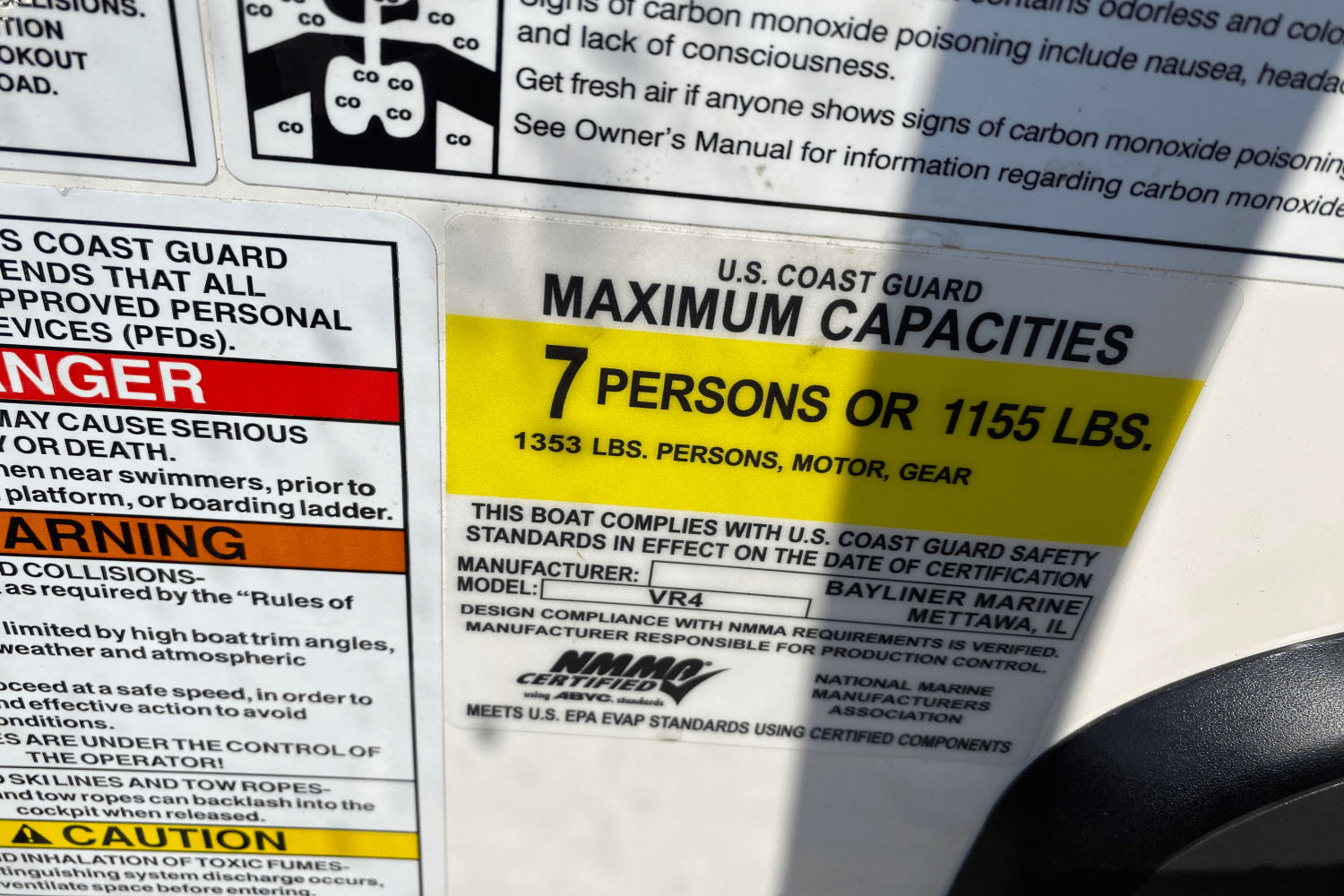 2022 Bayliner VR4 Bowrider I/O Image Thumbnail #17