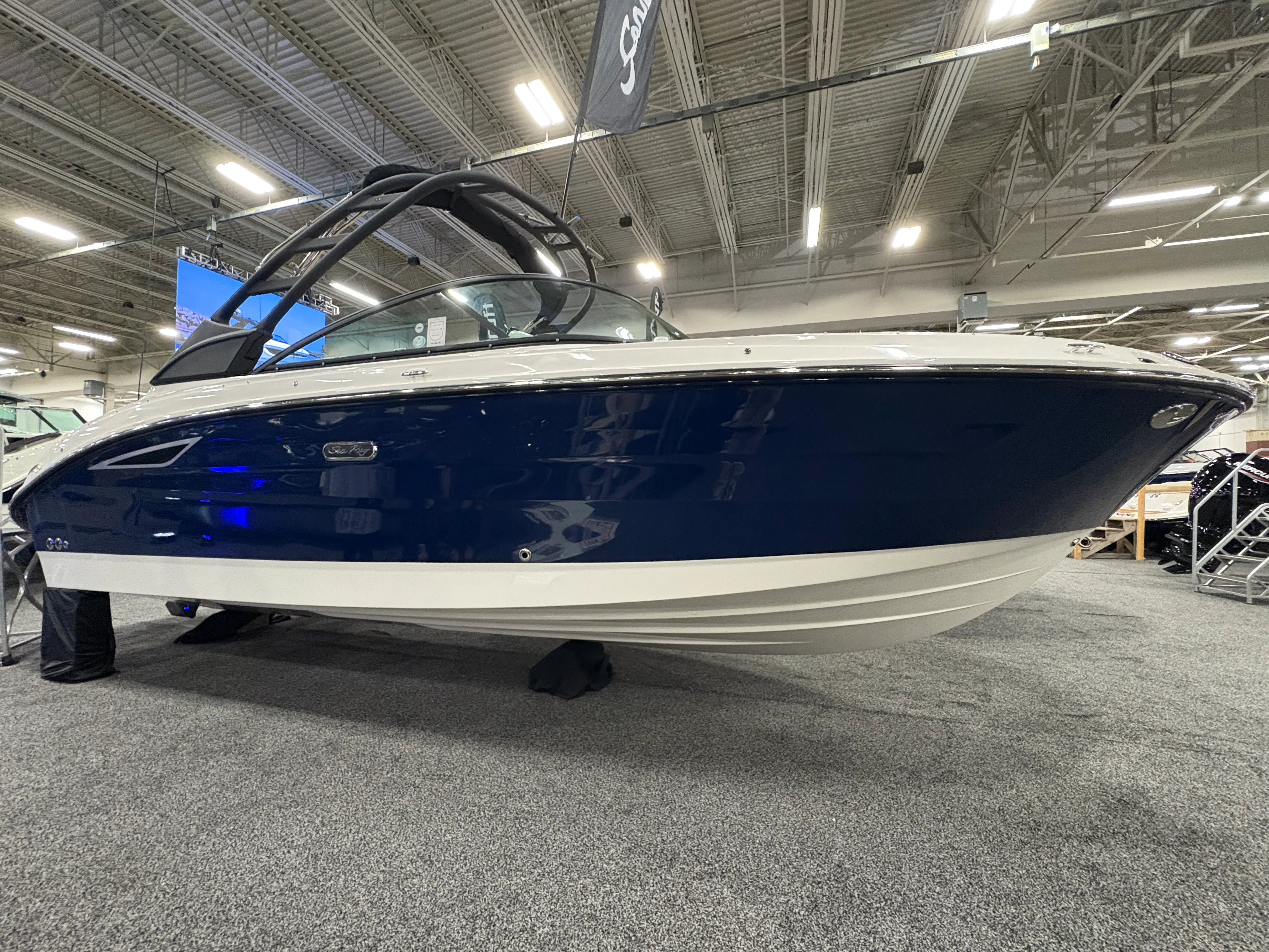 2025 Sea Ray 250 SDX Image Thumbnail #32