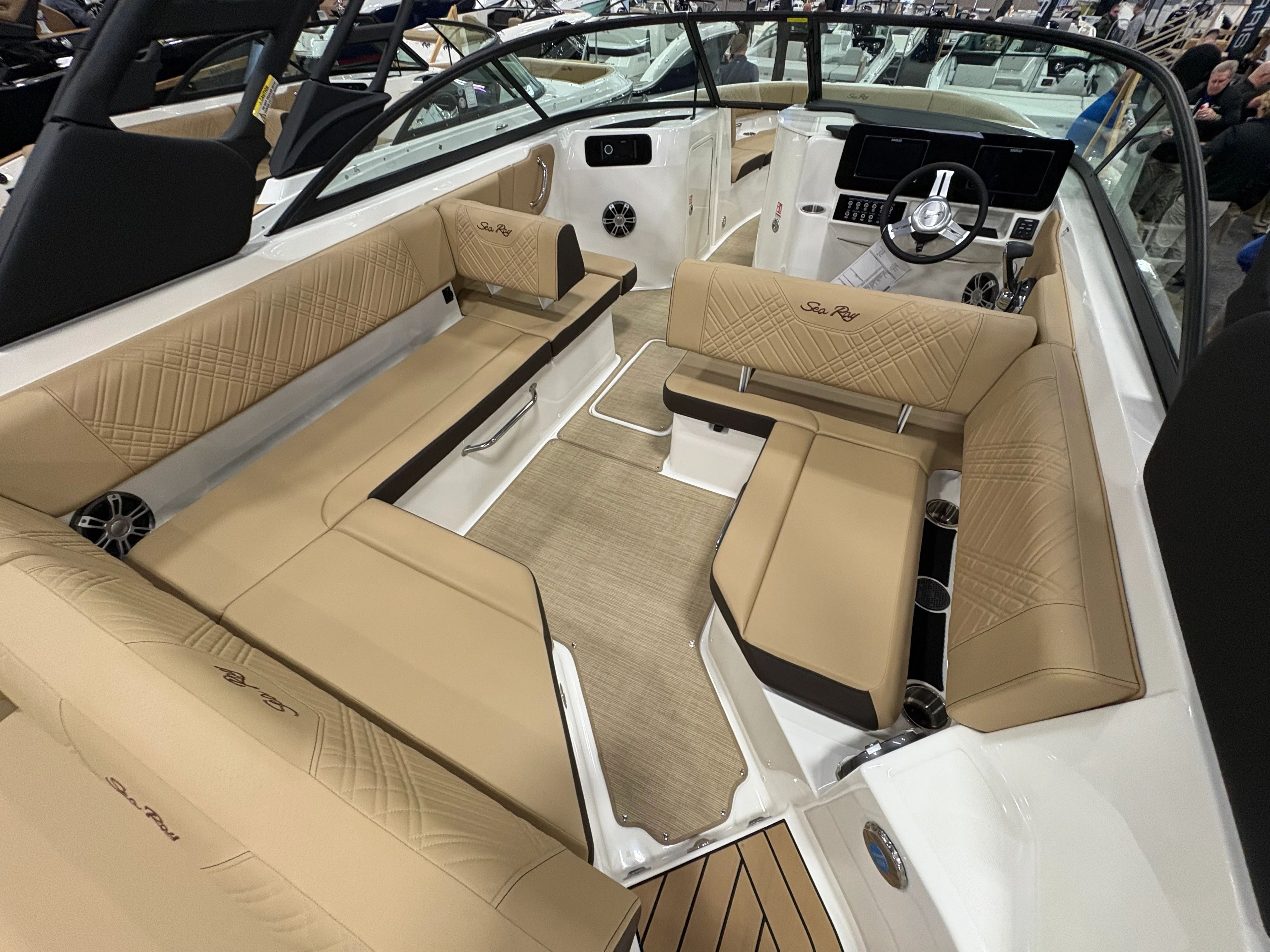 2025 Sea Ray 250 SDX Image Thumbnail #37