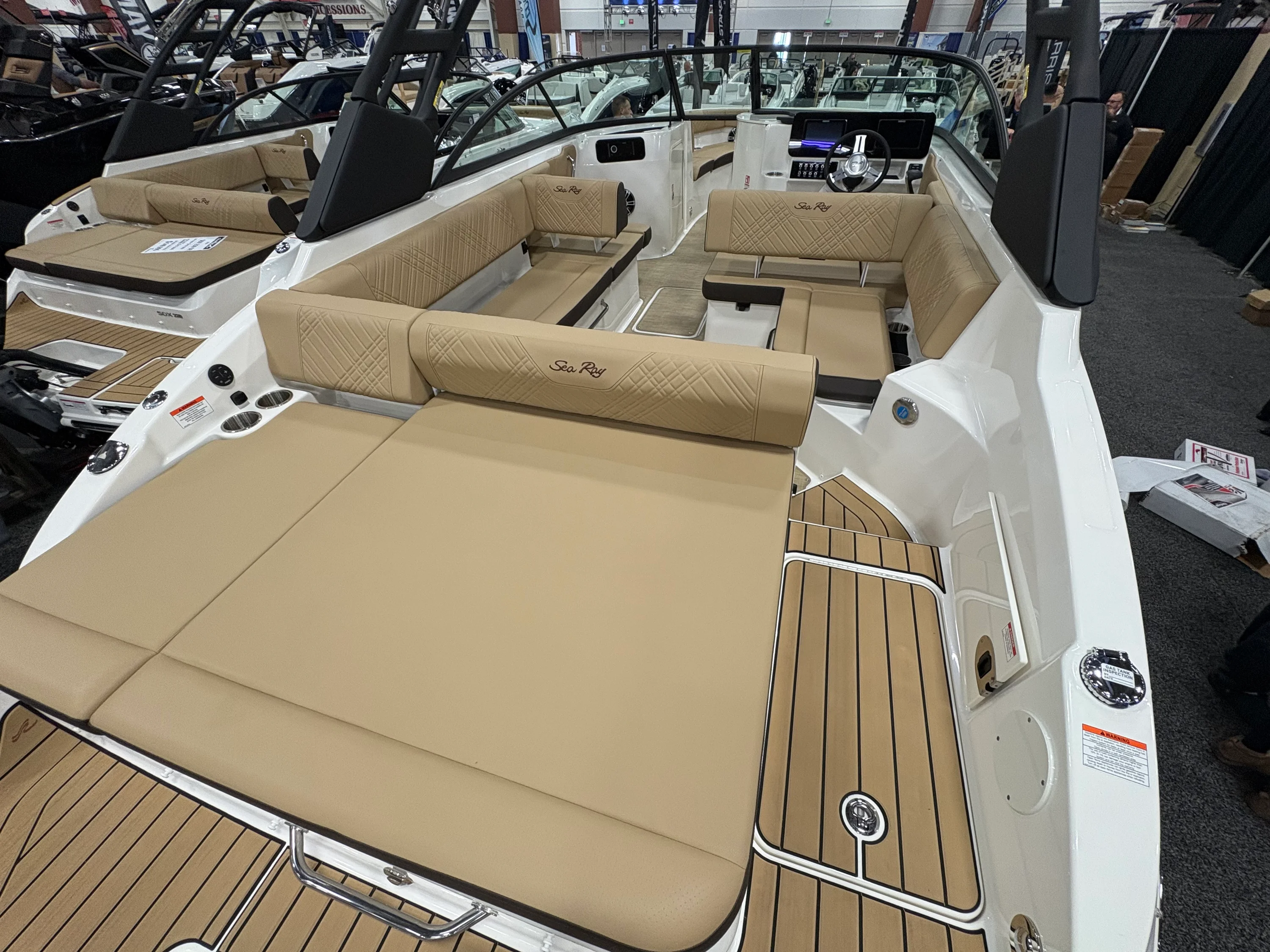 2025 Sea Ray 250 SDX Image Thumbnail #36