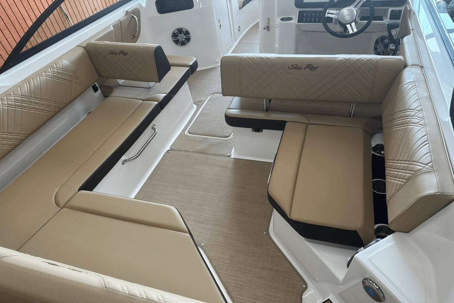 2025 Sea Ray 250 SDX Image Thumbnail #8