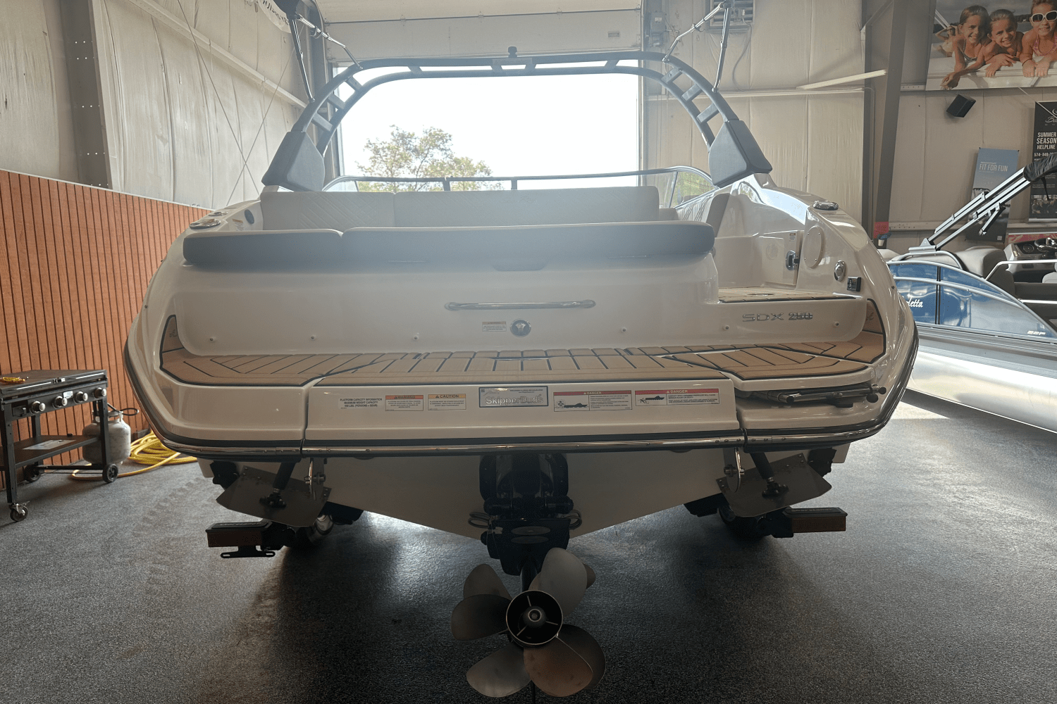 2025 Sea Ray 250 SDX Image Thumbnail #3