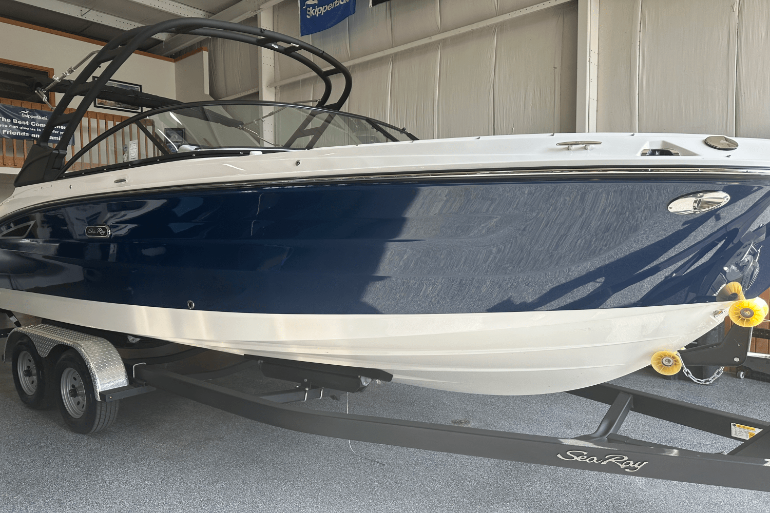 2025 Sea Ray 250 SDX Image Thumbnail #1