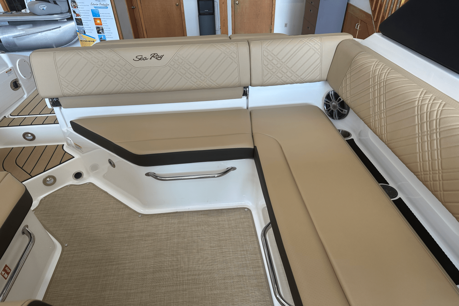 2025 Sea Ray 250 SDX Image Thumbnail #19