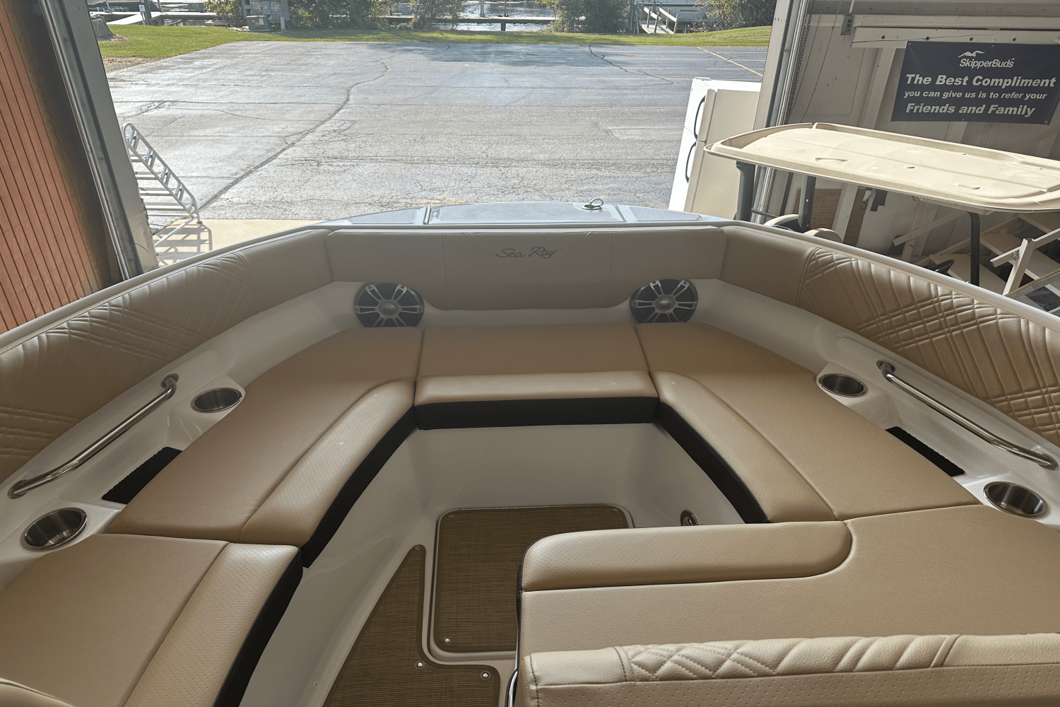 2025 Sea Ray 250 SDX Image Thumbnail #17