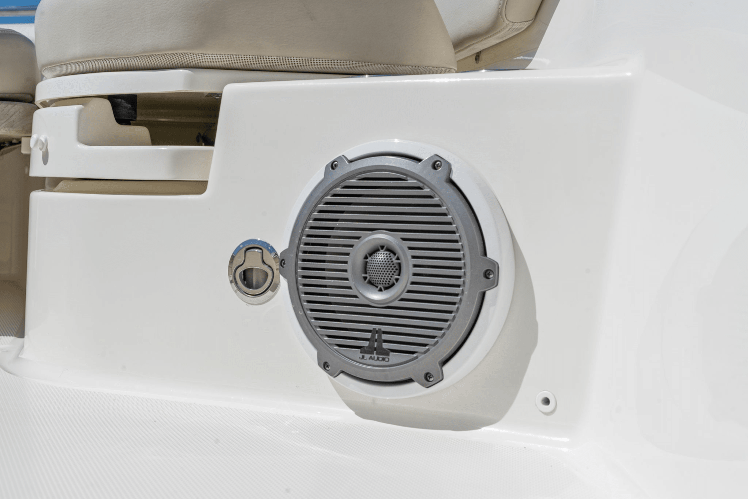 2017 Boston Whaler 420 OUTRAGE Image Thumbnail #35