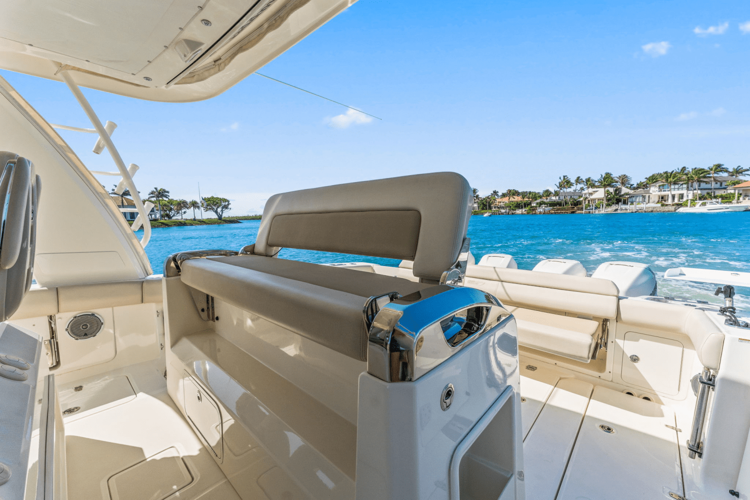 2017 Boston Whaler 420 OUTRAGE Image Thumbnail #29