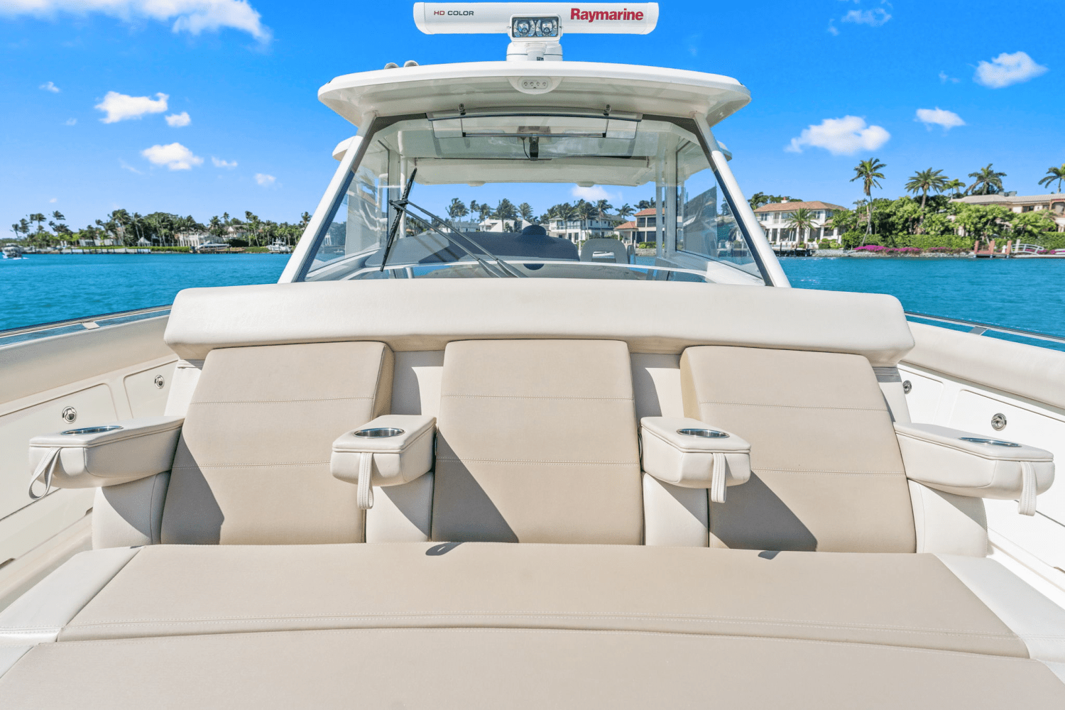 2017 Boston Whaler 420 OUTRAGE Image Thumbnail #18