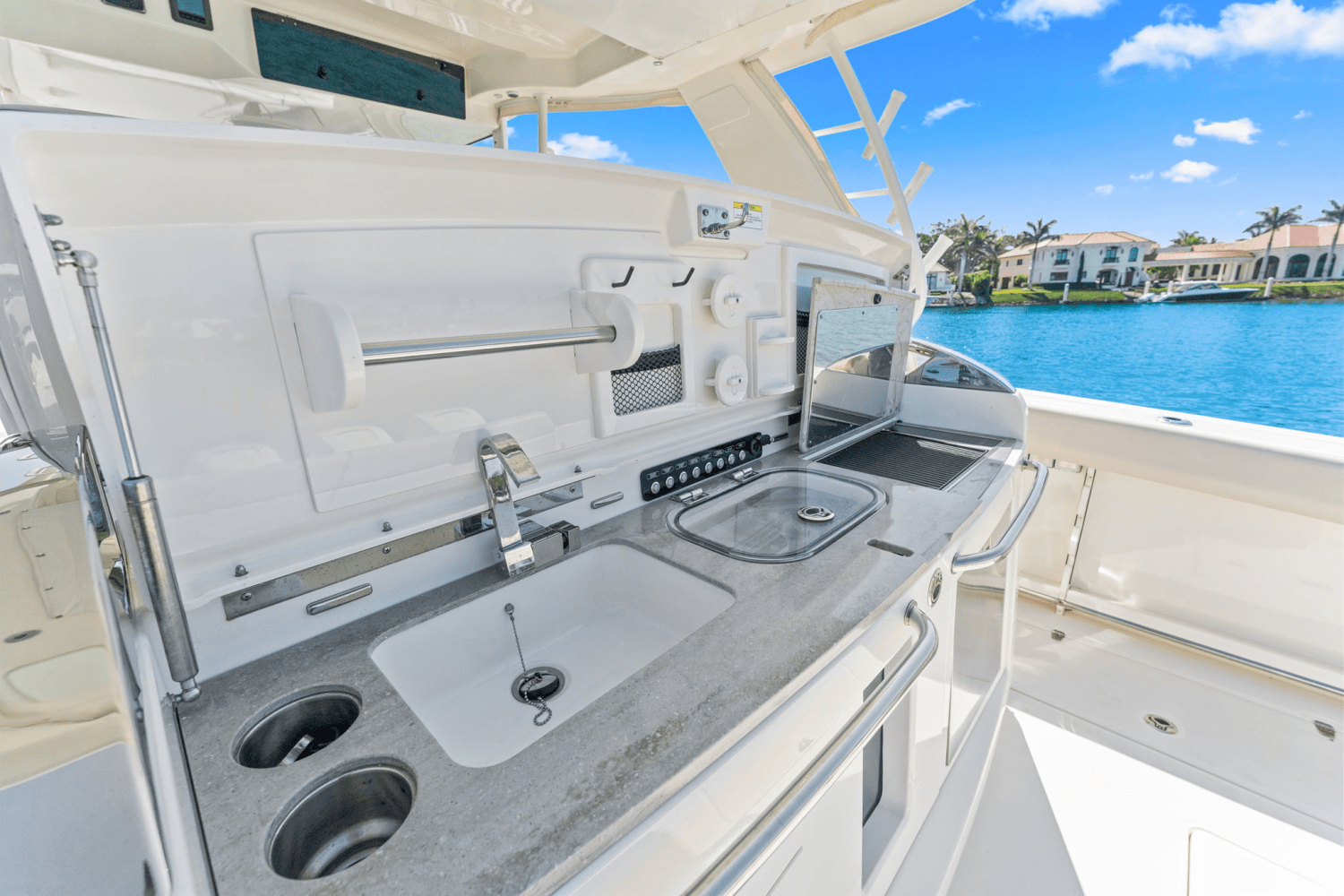 2017 Boston Whaler 420 OUTRAGE Image Thumbnail #33