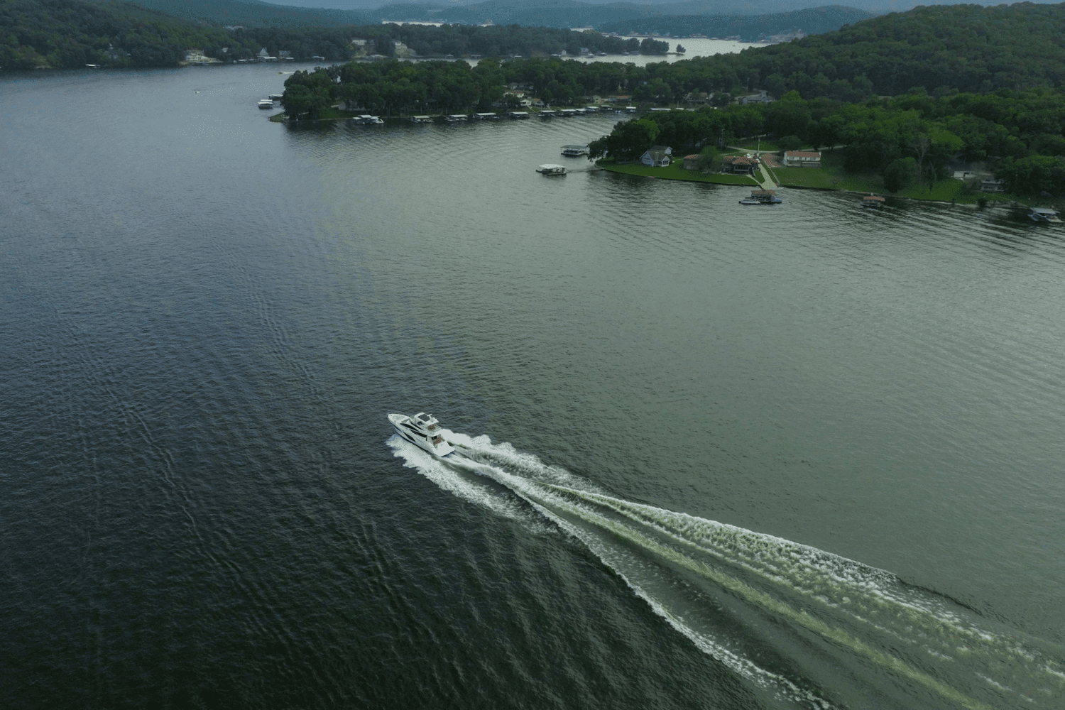 2018 Sea Ray L550 FLY Image Thumbnail #5