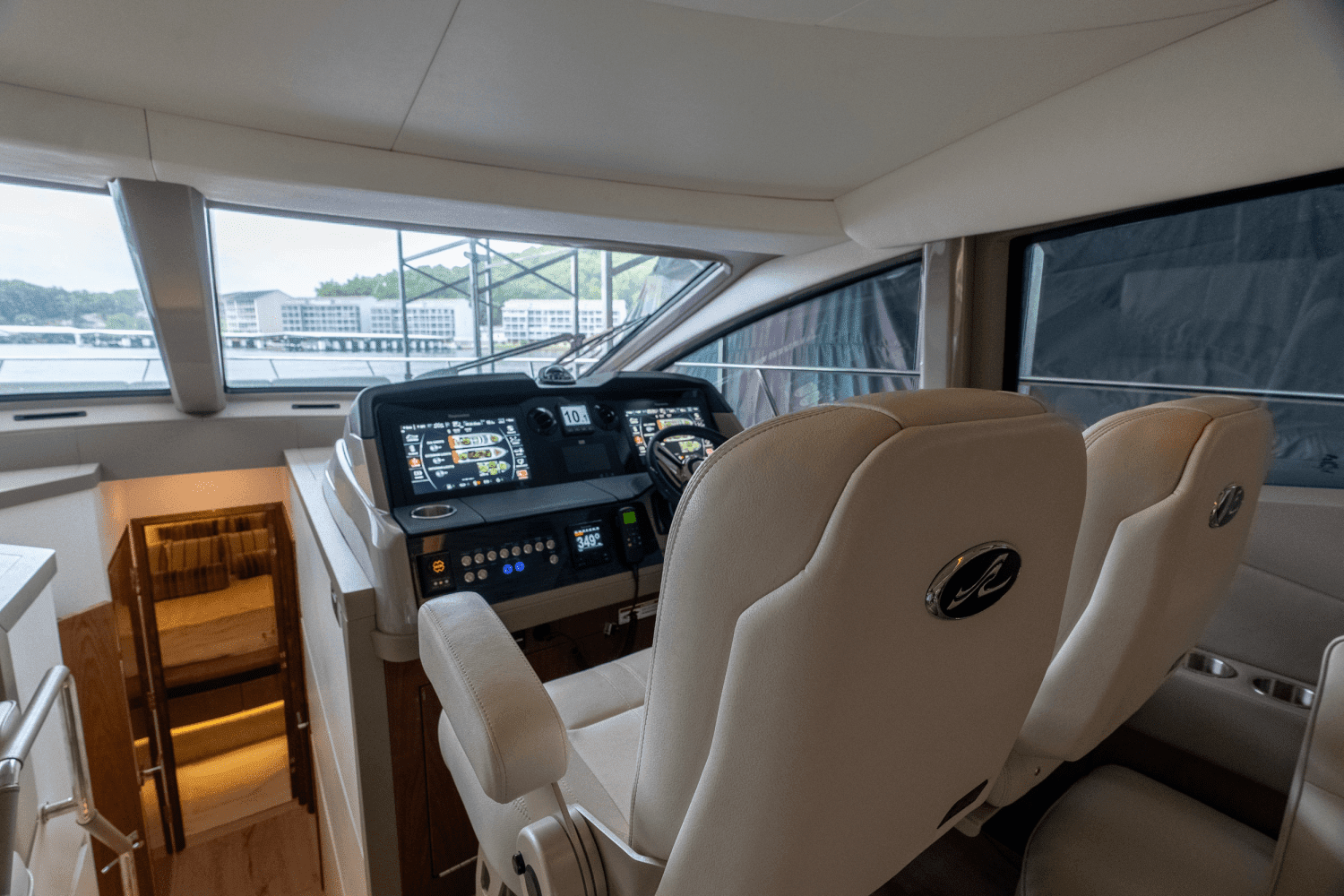 2018 Sea Ray L550 FLY Image Thumbnail #18