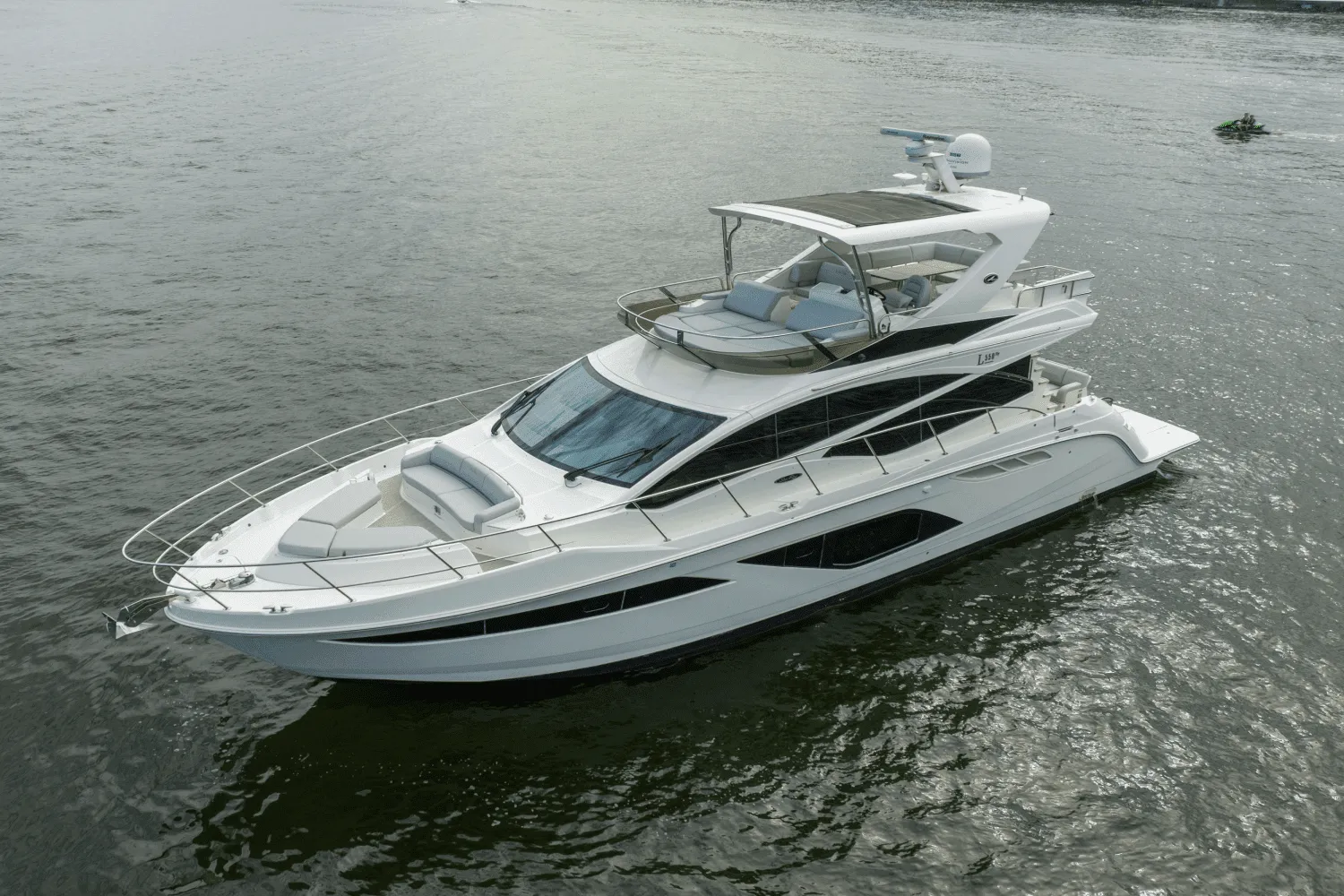 2018 Sea Ray
                                                             L550 FLY Image Thumbnail #0