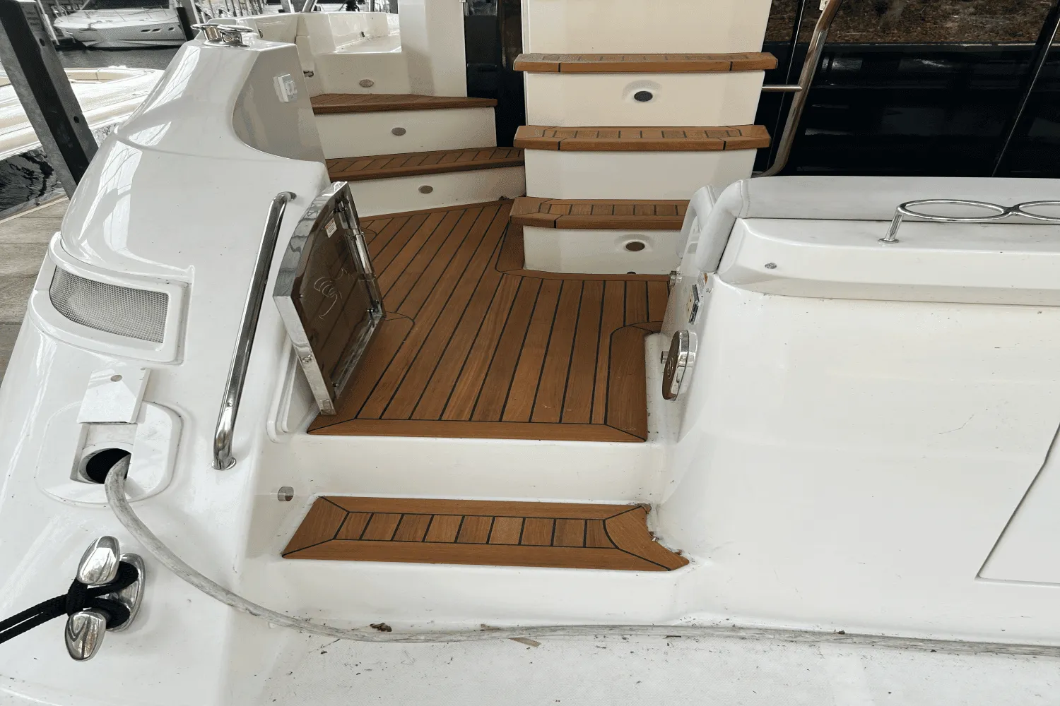 2018 Sea Ray
                                                             L550 FLY Image Thumbnail #8