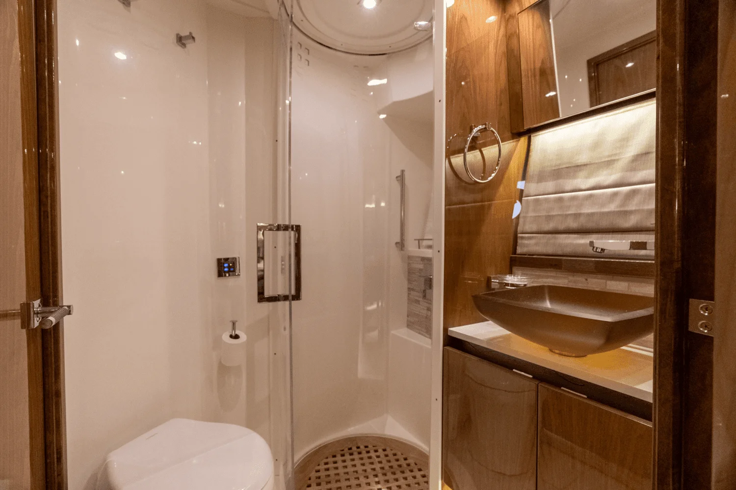 2018 Sea Ray L550 FLY Image Thumbnail #31