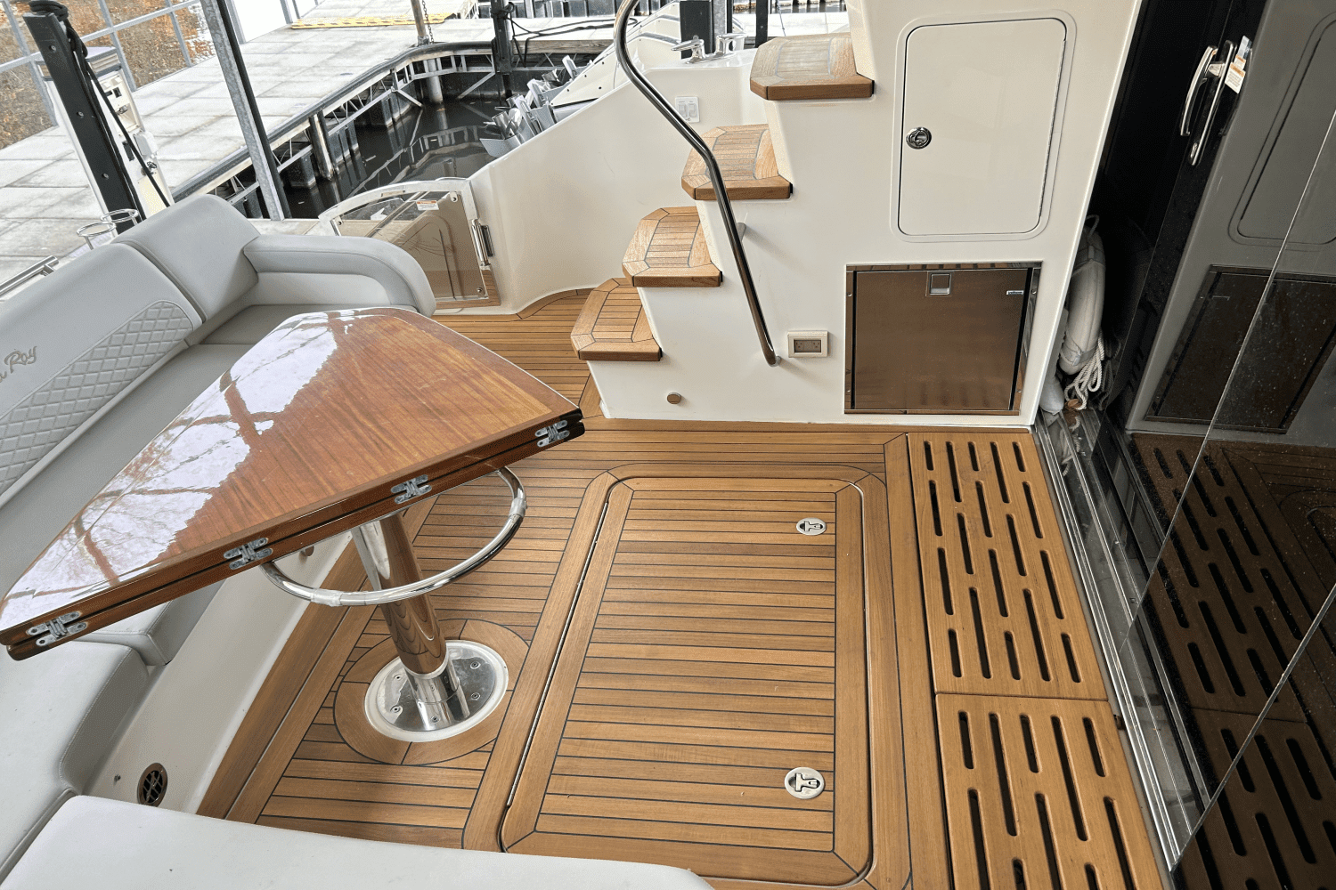 2018 Sea Ray L550 FLY Image Thumbnail #15