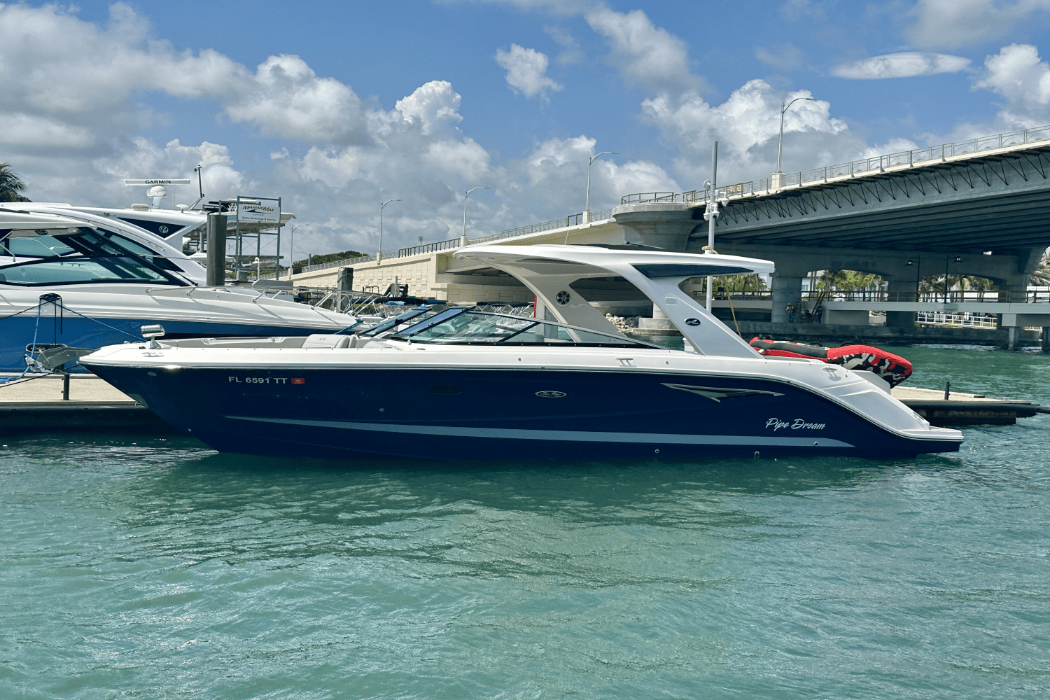 2024 Sea Ray 310 SLX OB Image Thumbnail #1