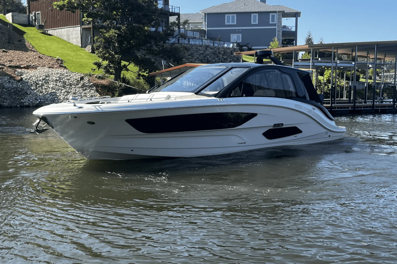 2024 Sea Ray 370 DA Image Thumbnail #6