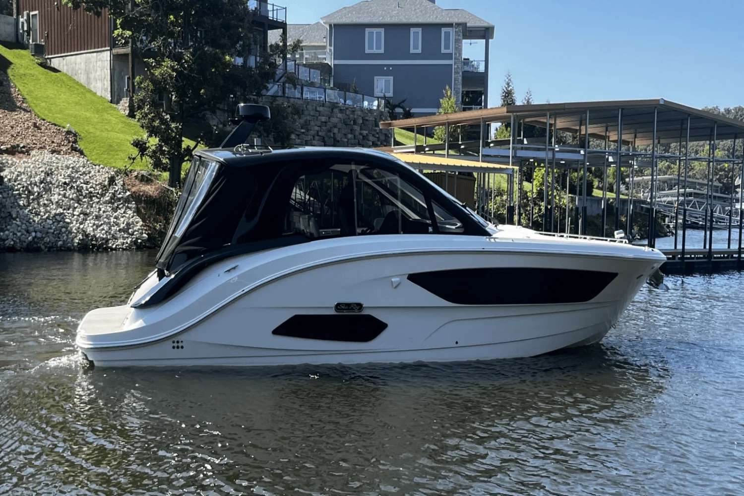 2024 Sea Ray 370 DA Image Thumbnail #3