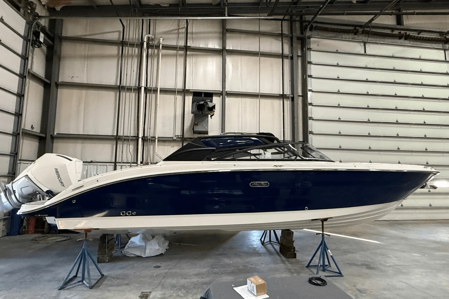 2025 Sea Ray SDX 270 Outboard Image Thumbnail #1