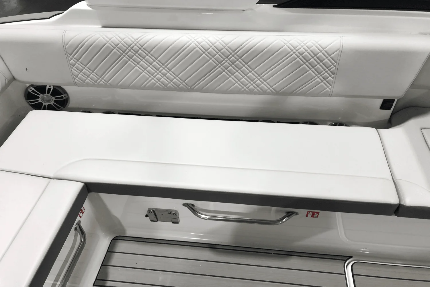 2025 Sea Ray SDX 270 Outboard Image Thumbnail #43