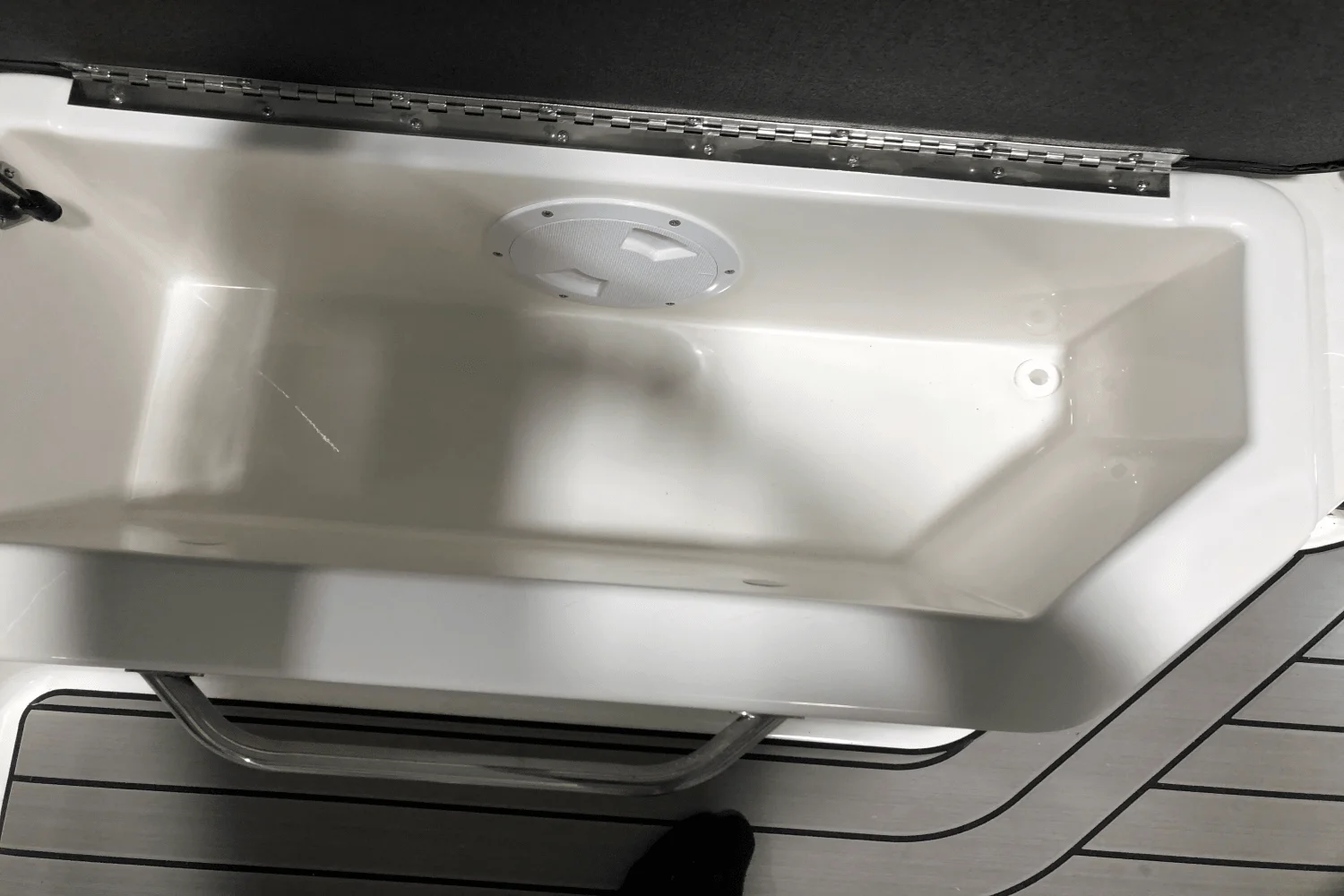 2025 Sea Ray SDX 270 Outboard Image Thumbnail #41