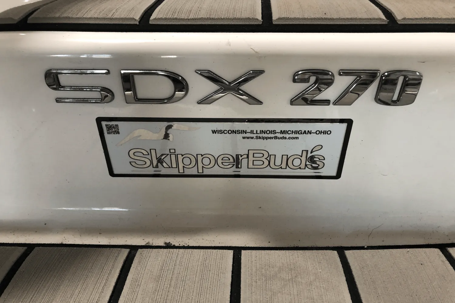 2025 Sea Ray SDX 270 Outboard Image Thumbnail #9
