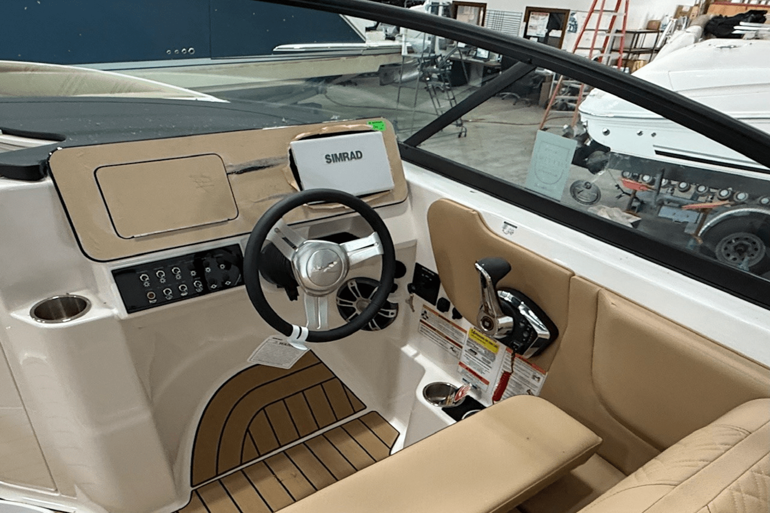2025 Sea Ray 250 SDX Image Thumbnail #6