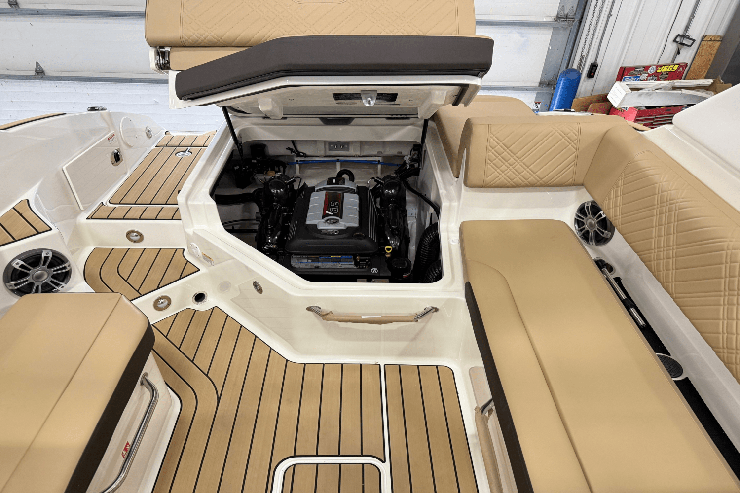 2025 Sea Ray 250 SDX Image Thumbnail #10