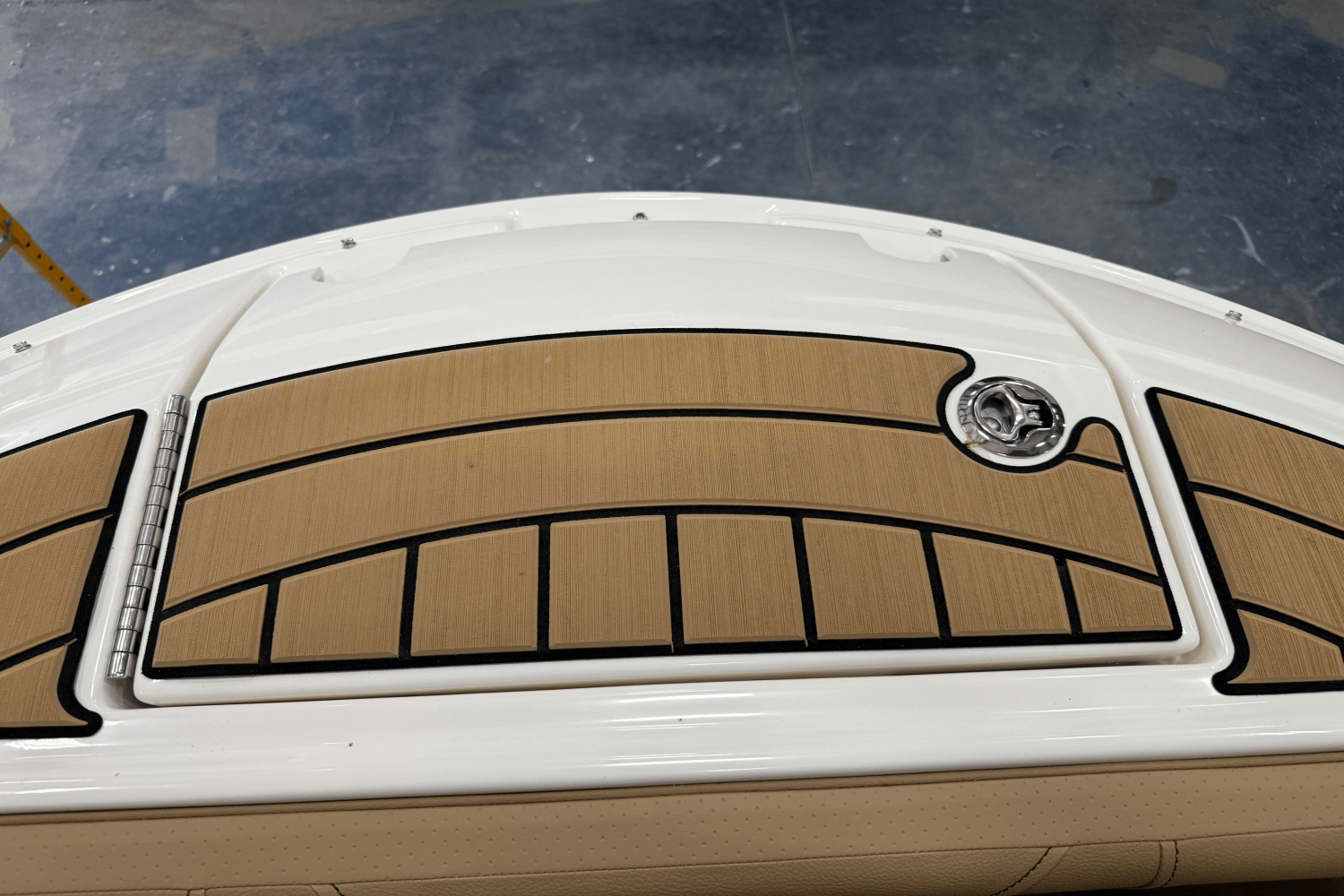 2025 Sea Ray 250 SDX Image Thumbnail #4