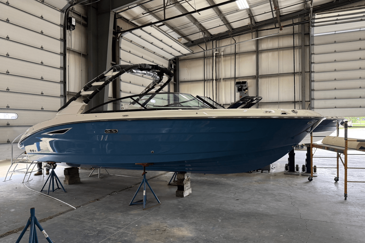 2025 Sea Ray 250 SDX Image Thumbnail #1