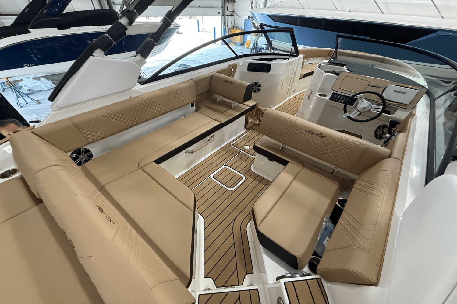 2025 Sea Ray 250 SDX Image Thumbnail #13