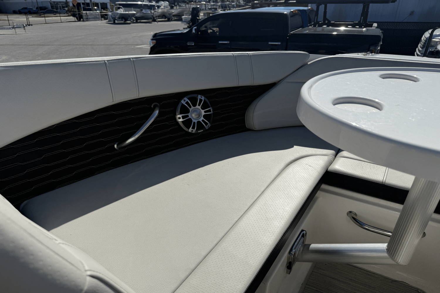 2023 Sea Ray SPX 230 Outboard Image Thumbnail #23